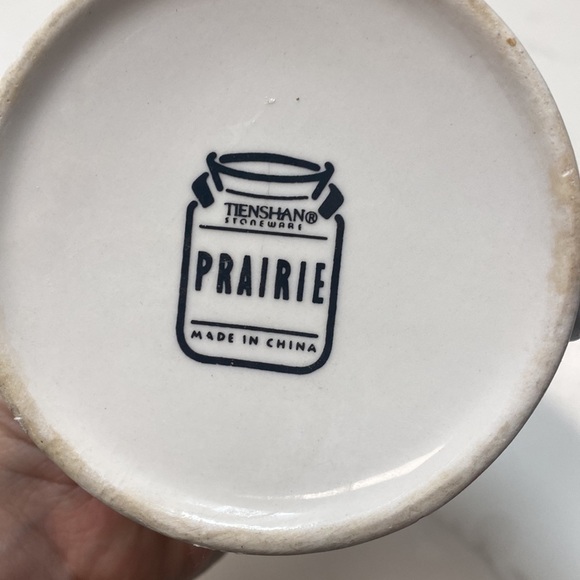 TIENSHAN Mug Prairie Stoneware Red Barn 16 oz - Picture 3 of 4